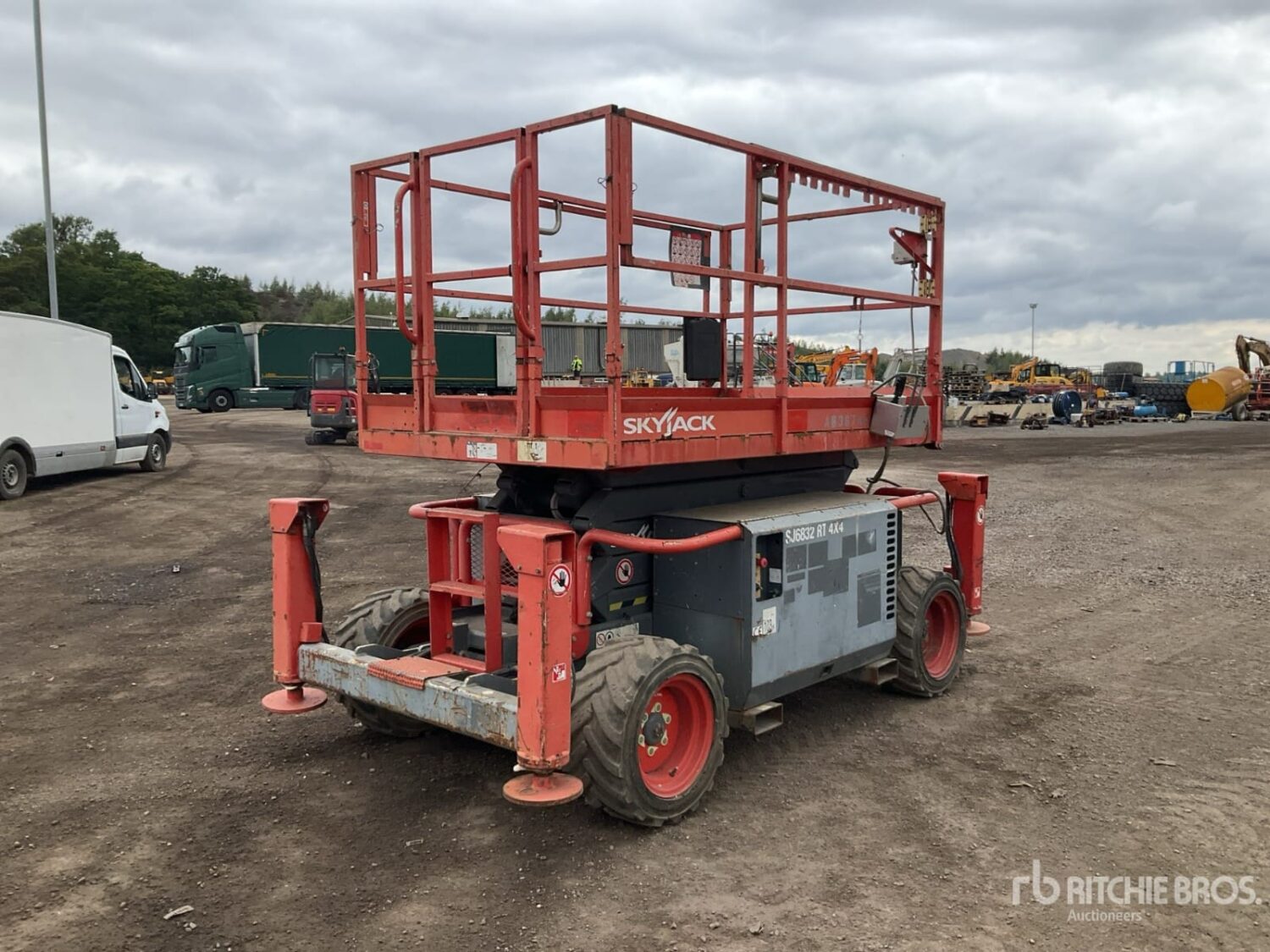 WhatsApp Image 2025-11-27 at 12.52.13 (1)