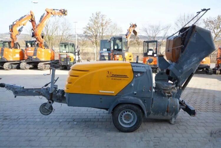 Пневмонагнетатель для сухой стяжки Putzmeister M 740/4 DBS