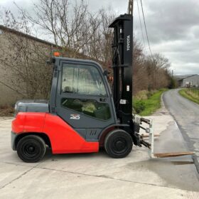 Погрузчик вилочный TOYOTA 40-8FD35N